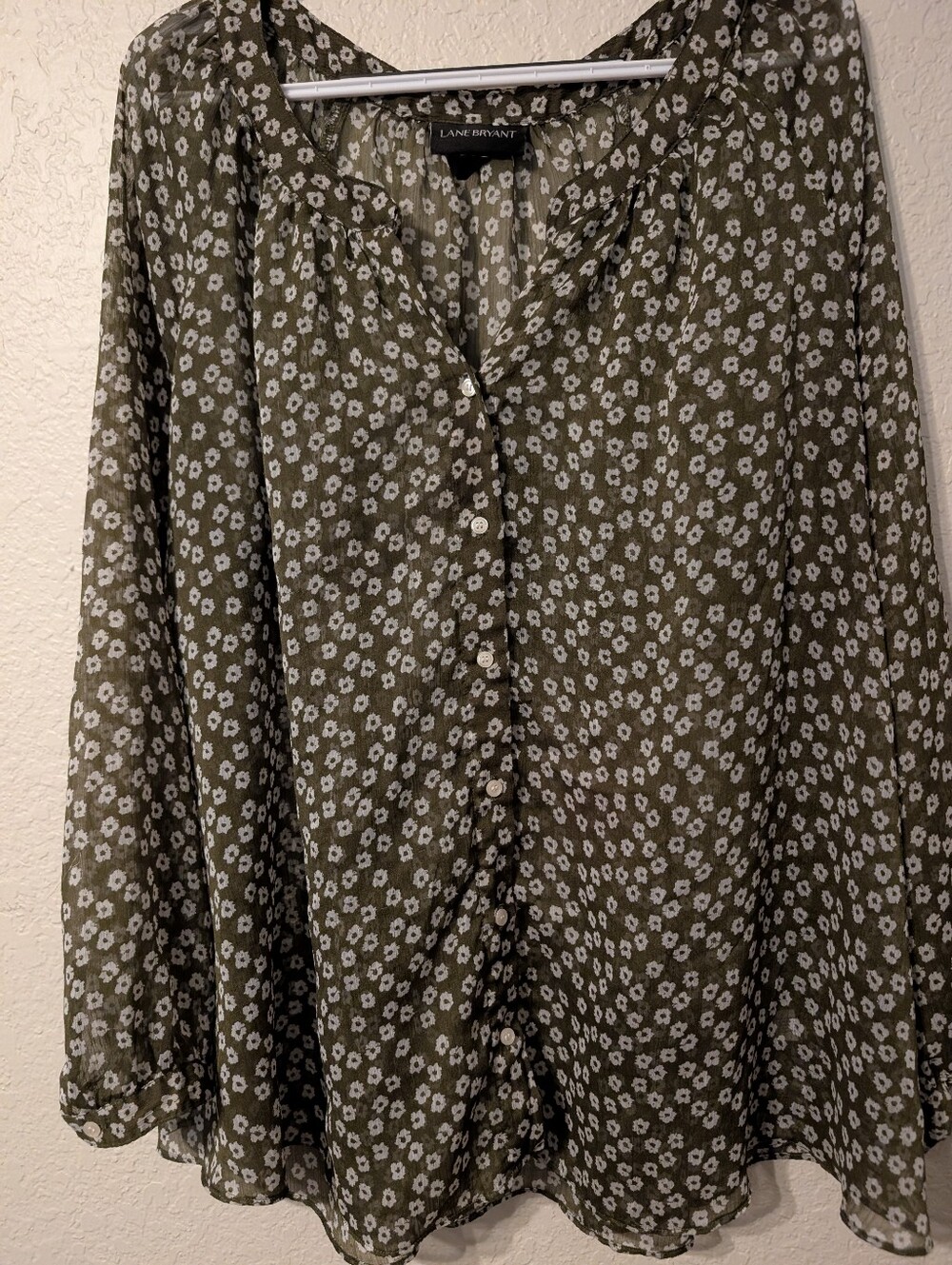 Dark Olive Green & White Floral Sheer Long Sleeve Button Blouse, Size 18/20 - Picture 4 of 5